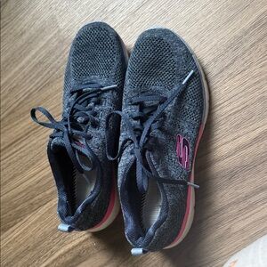 Skechers Black and Pink Women's Sneakers